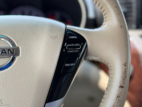 Used 2013 Nissan Quest SV w/ Leather Pkg FWD image 32