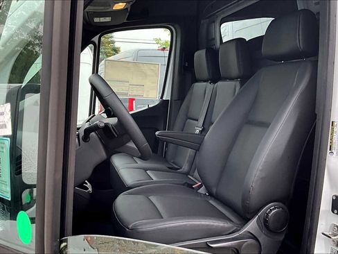 New 2025 Mercedes-Benz Sprinter 2500 image 14