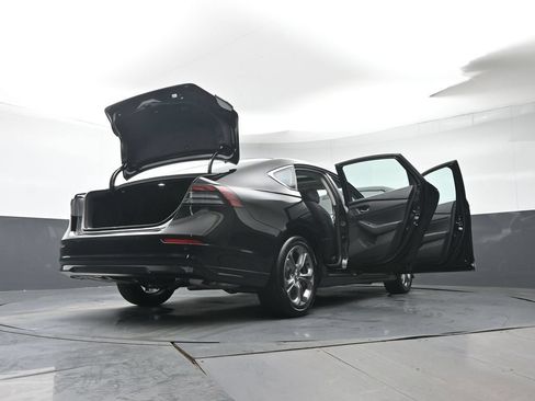 Used 2023 Honda Accord EX-L image 46
