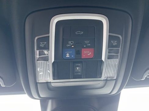 Used 2022 RAM 3500 Limited image 20