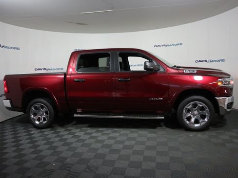 Used 2025 RAM 1500 Lone Star AWD/4WD image 4