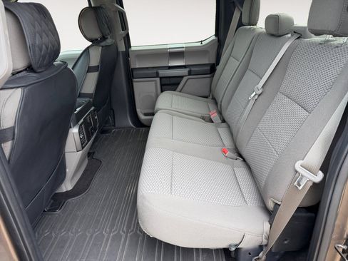 Used 2019 Ford F150 XLT w/ Equipment Group 302A Luxury AWD/4WD image 13
