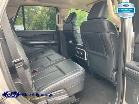 Used 2024 Ford Expedition XLT AWD/4WD image 20