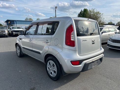 Used 2013 Kia Soul image 6