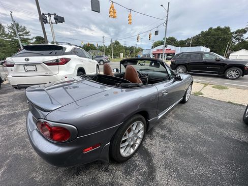 Used 2002 MAZDA MX-5 Miata SE image 5