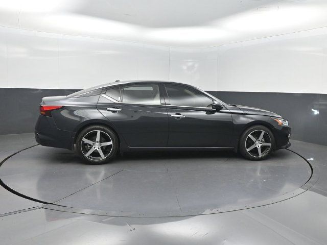 Used 2021 Nissan Altima 2.5 SL FWD image 28