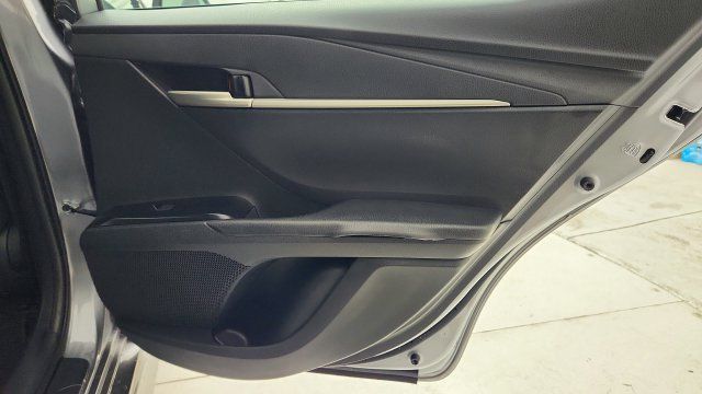 Used 2025 Toyota Camry SE FWD image 25