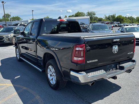 Used 2019 RAM 1500 Laramie AWD/4WD image 5