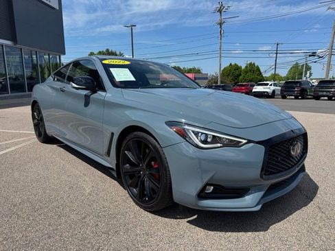 Used 2022 INFINITI Q60 Red Sport 400 w/ Cargo Package AWD/4WD image 17