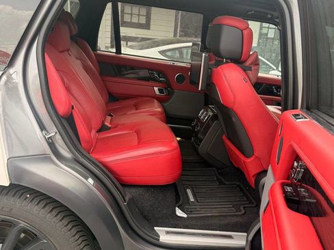 Used 2019 Land Rover Range Rover Long Wheelbase Autobiography image 2