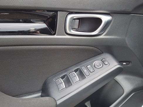 Used 2023 Honda Civic EX image 12
