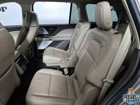 Used 2020 Lincoln Aviator Reserve w/ Equipment Group 202A AWD/4WD image 26