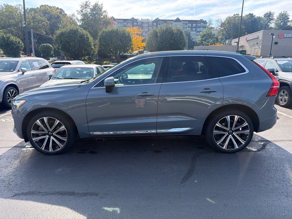 Used 2023 Volvo XC60 B6 Ultimate AWD/4WD image 3