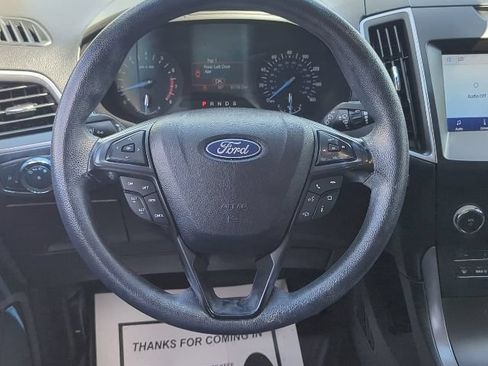 Used 2020 Ford Edge SE FWD image 8