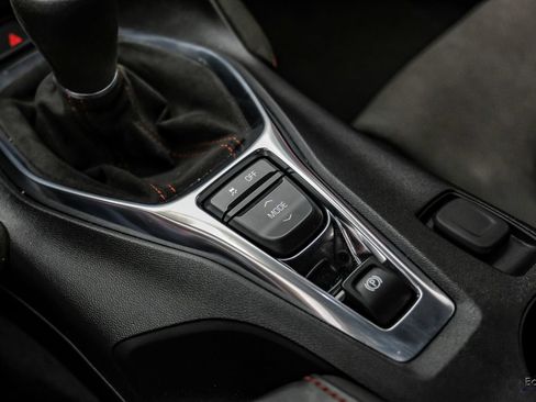 Used 2018 Chevrolet Camaro ZL1 RWD image 60
