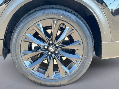 Certified 2025 MAZDA CX-90 3.3 Turbo w/ Premium Sport Pkg image 10