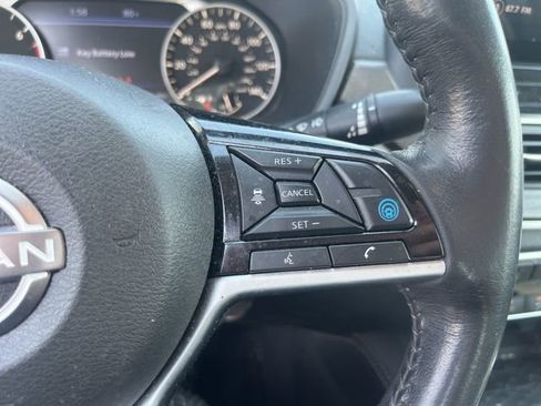 Certified 2023 Nissan Altima 2.5 SV w/ SV Premium Package image 13