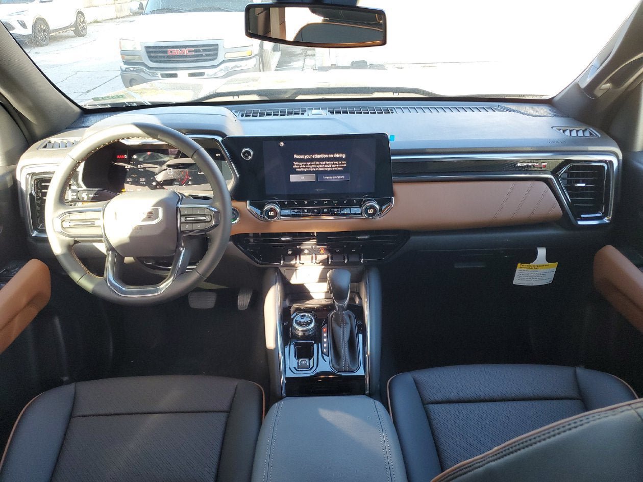 New 2026 GMC Canyon AT4 w/ AT4 Premium Package AWD/4WD image 12