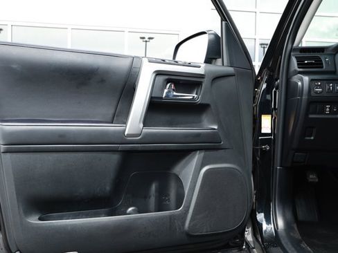 Used 2023 Toyota 4Runner SR5 Premium w/ Moonroof Package RWD image 24