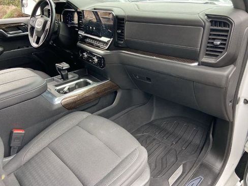 Used 2023 GMC Sierra 1500 Elevation image 24