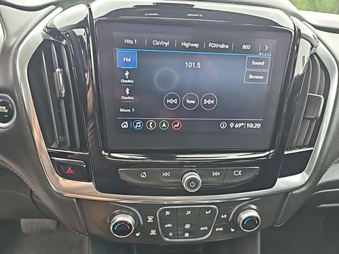 Used 2021 Chevrolet Traverse LT w/ LT Premium Package FWD image 20