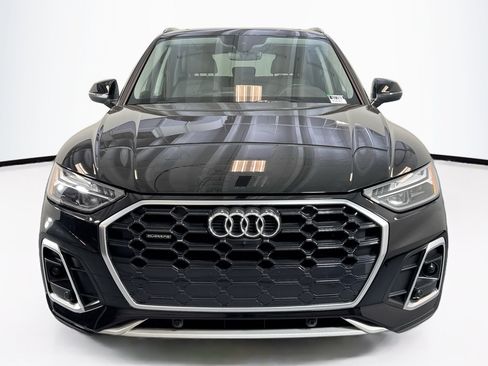 Used 2022 Audi Q5 2.0T Premium Plus w/ Premium Plus Package AWD/4WD image 2