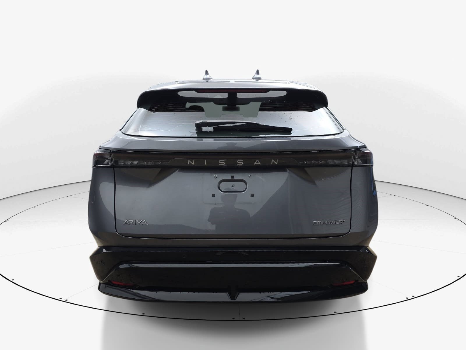 Used 2023 Nissan Ariya FWD image 5