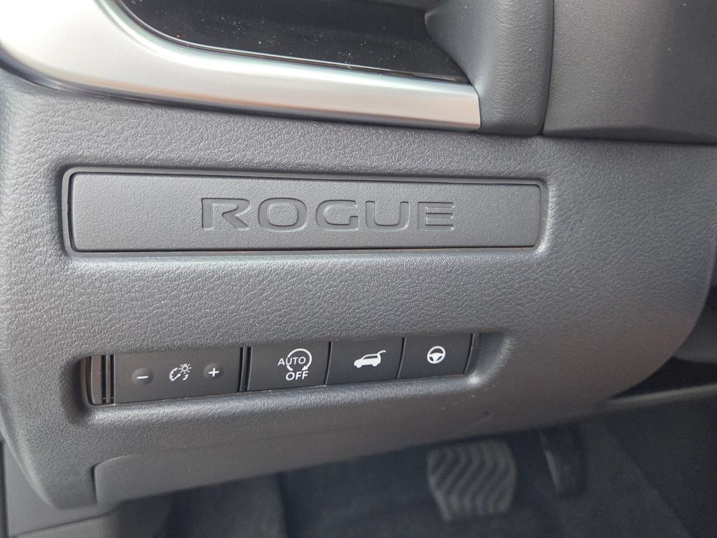 New 2026 Nissan Rogue SV AWD/4WD image 26