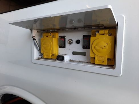 Used 2014 Chevrolet Express 2500 LS image 37