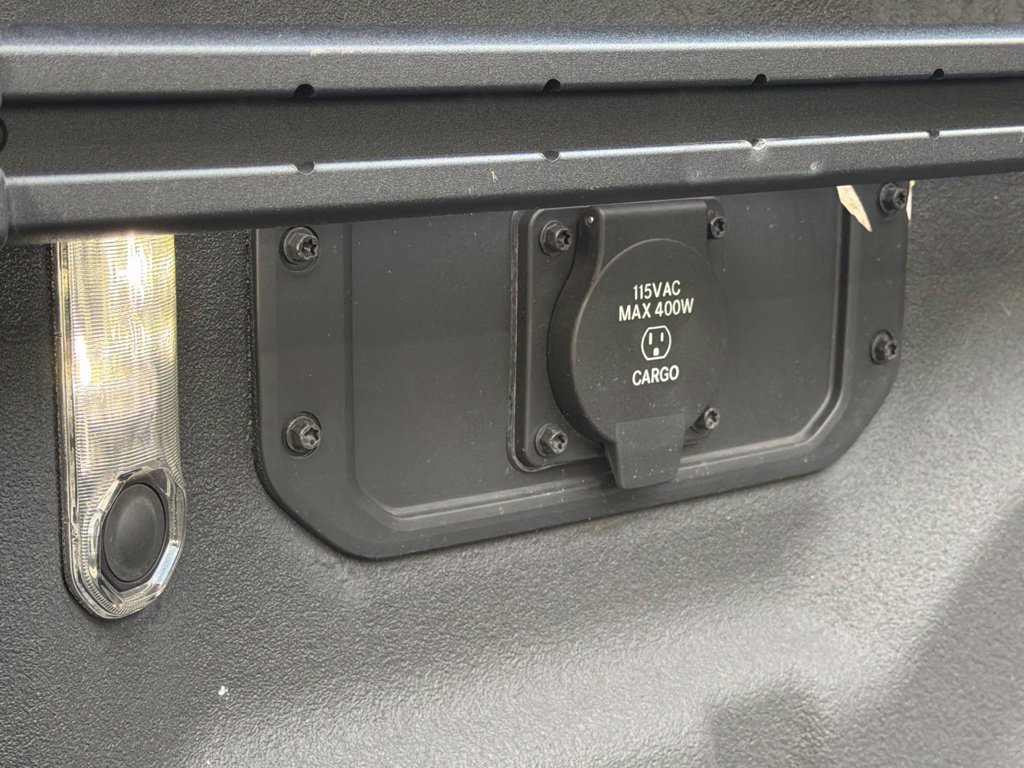 Used 2025 RAM 1500 Warlock AWD/4WD image 35