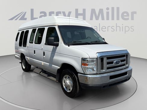 Used 2008 Ford E-250 and Econoline 250 Extended RWD image 7