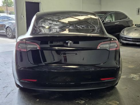Used 2020 Tesla Model 3 Standard Range Plus RWD image 3
