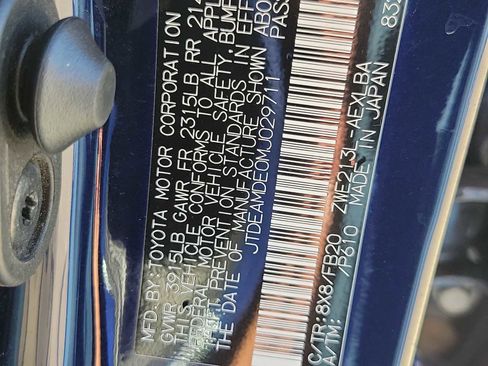 Used 2021 Toyota Corolla LE w/ Carpet Mat Package (TMS) image 21