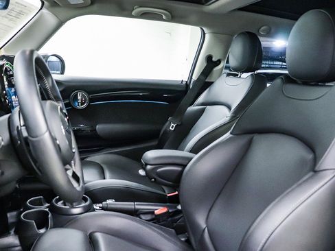 Certified 2024 MINI Cooper S FWD image 17