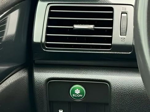 Used 2014 Honda Accord Sport image 29