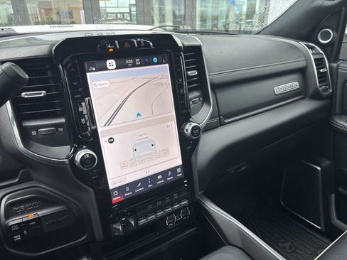 Used 2024 RAM 3500 Laramie w/ Night Edition image 22