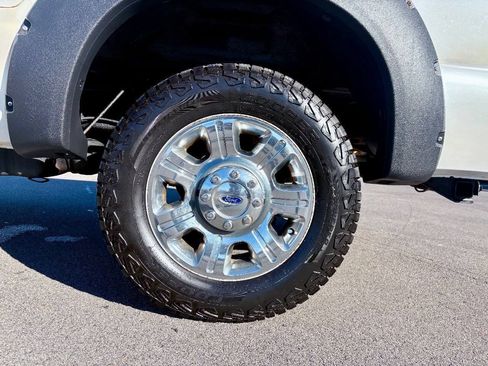 Used 2012 Ford F250 Lariat w/ Chrome Pkg AWD/4WD image 37