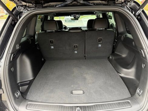 New 2025 Jeep Grand Cherokee Limited w/ Black Appearance Package image 27