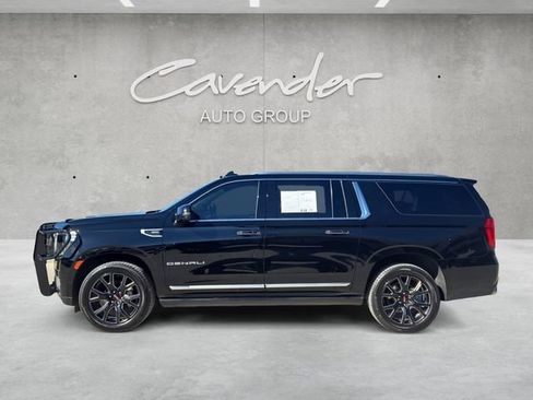Used 2024 GMC Yukon XL Denali image 13