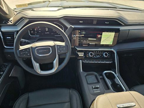 New 2026 GMC Sierra 3500 Denali AWD/4WD image 18