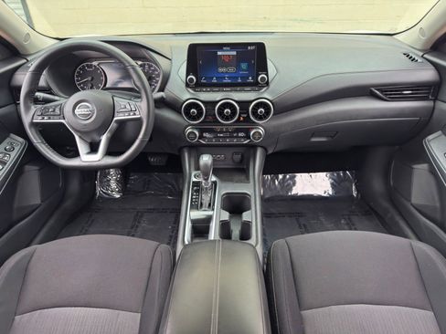 Used 2022 Nissan Sentra SV w/ All-Weather Package FWD image 11