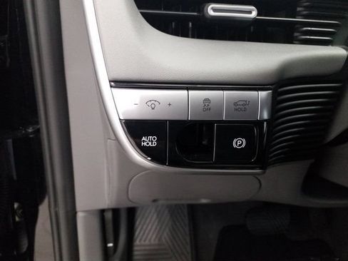 Used 2024 Hyundai Ioniq 5 Limited AWD/4WD image 10