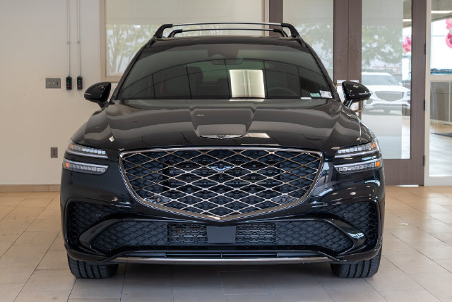 Used 2026 Genesis GV70 2.5T Sport Prestige AWD/4WD image 4