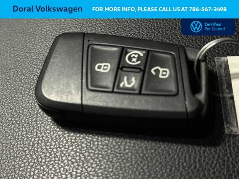 Certified 2023 Volkswagen Atlas Cross Sport SE FWD image 28