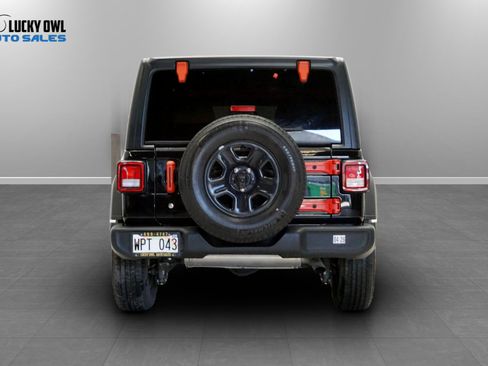 Used 2022 Jeep Wrangler Unlimited Sport AWD/4WD image 6
