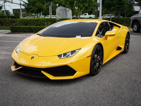 Used 2015 Lamborghini Huracan LP 610-4 AWD/4WD image 6