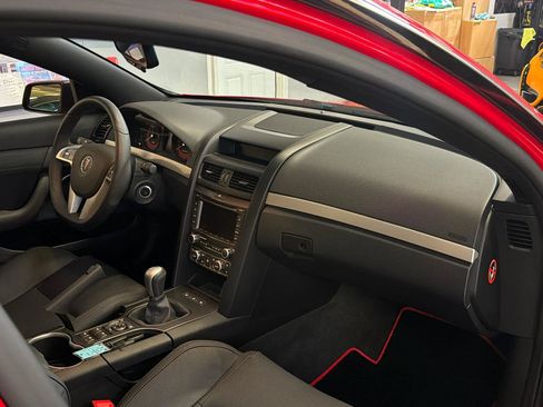 Used 2009 Pontiac G8 GXP RWD image 18