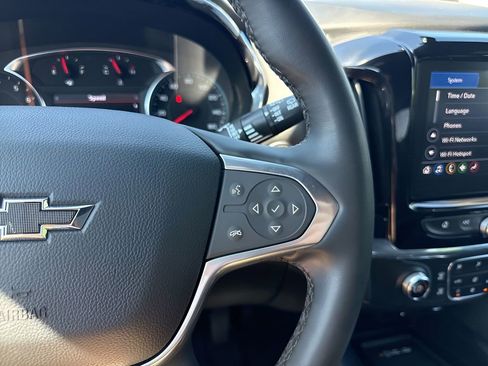 Used 2023 Chevrolet Traverse LT w/ Midnight/Sport Edition AWD/4WD image 18