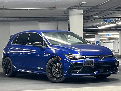Used 2025 Volkswagen Golf R Black Edition AWD/4WD image 2