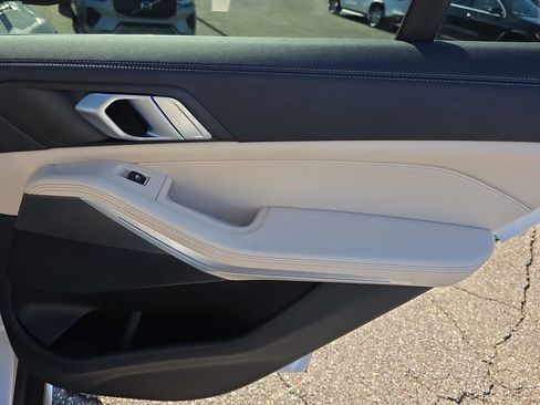 Certified 2022 BMW X5 xDrive40i image 14